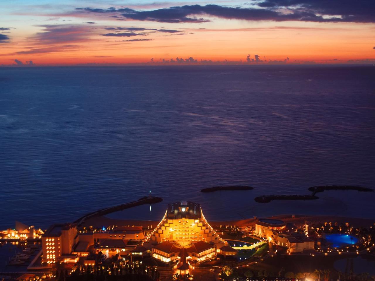 Sheraton Okinawa Sunmarina Resort Onna Exteriér fotografie