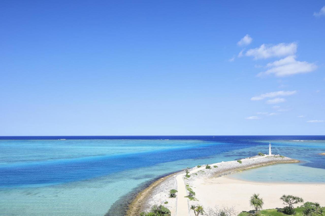 Sheraton Okinawa Sunmarina Resort Onna Exteriér fotografie